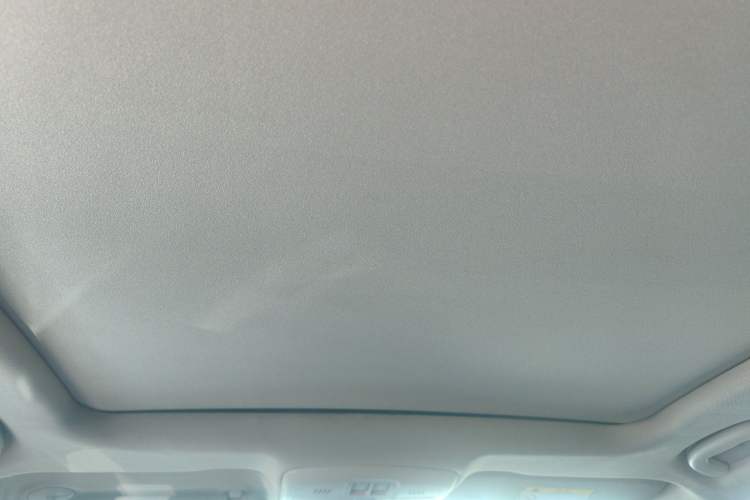 Used Buick Envision 2016 28T Four-Wheel Drive Luxury Model Headliner