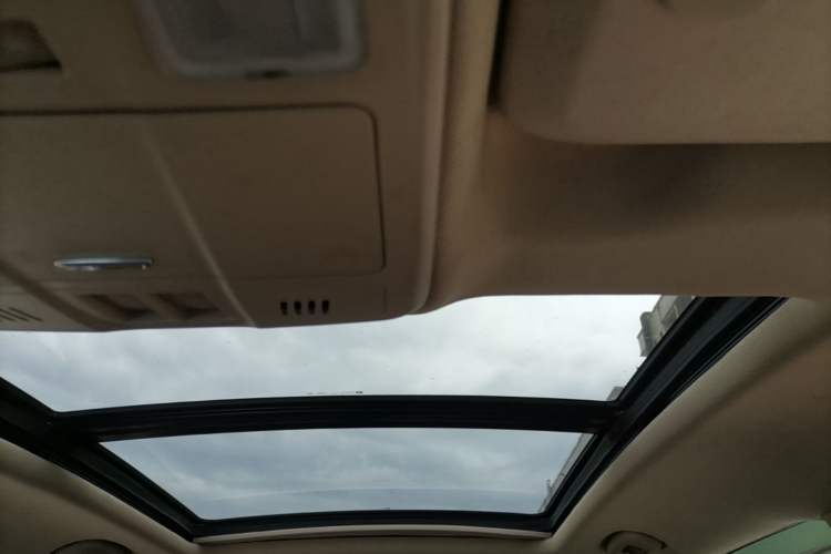 Used Buick Envision 2016 28T Four-Wheel Drive Elite Version Headliner