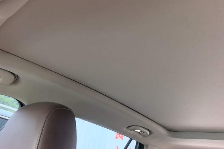 Used Buick Envision 2016 20T Two-Wheel-Drive Elite Model Headliner