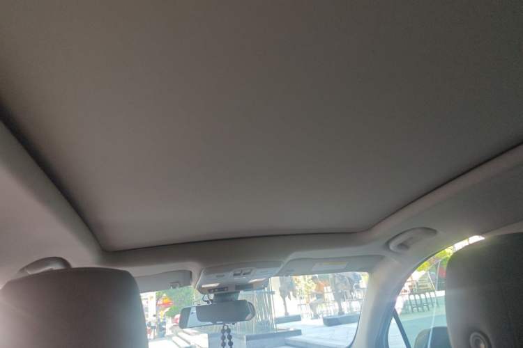 Used Buick Envision 2016 28T Four-Wheel Drive Luxury Model Headliner