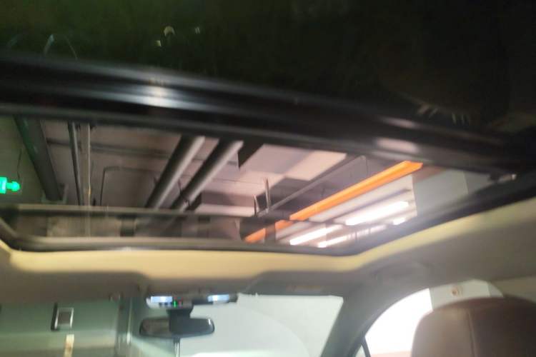 Used Buick Envision 2016 28T Four-Wheel Drive Elite Version Headliner