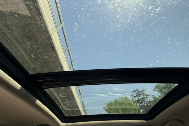 Used Buick Envision 2016 20T Two-Wheel-Drive Elite Model Headliner