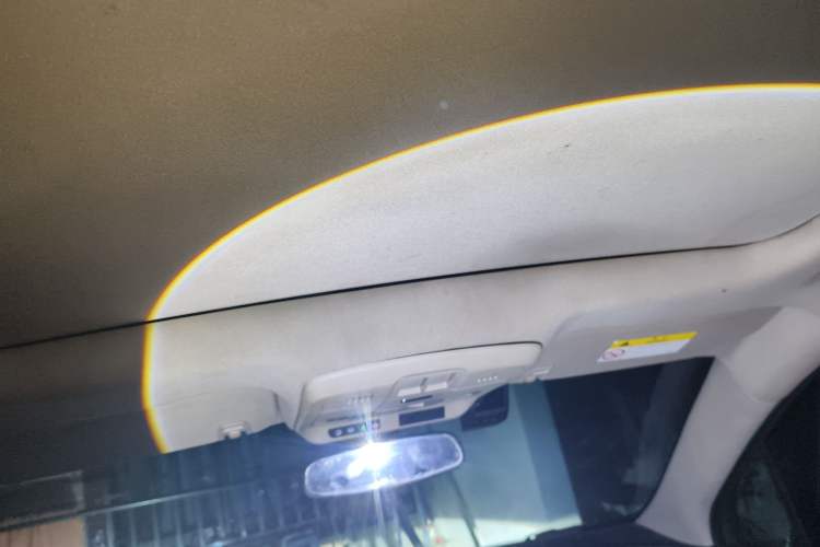 Used Buick Envision 2016 28T Four-Wheel Drive Elite Version Headliner