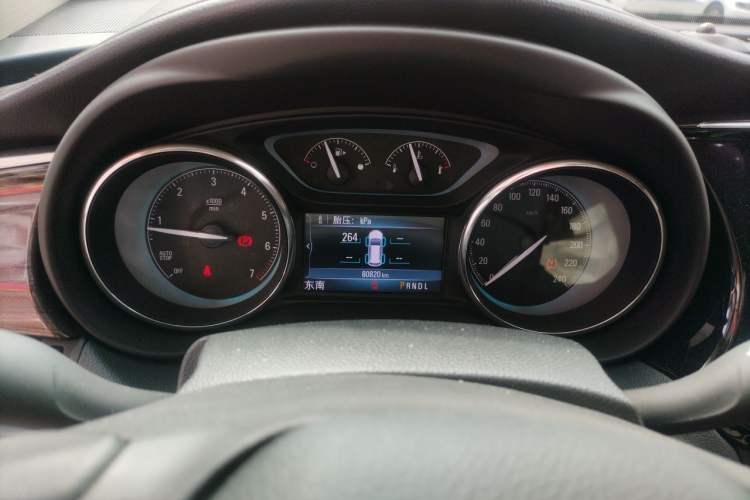 Used Buick Envision 2016 28T Four-Wheel Drive Elite Version Instrument Cluster