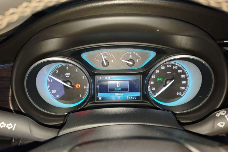 Used Buick Envision 2016 28T Four-Wheel Drive Luxury Model Instrument Cluster