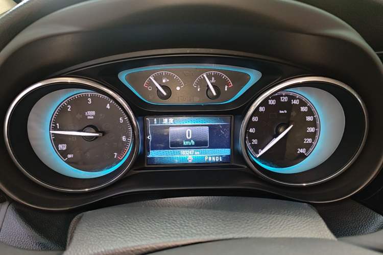 Used Buick Envision 2016 20T Two-Wheel-Drive Elite Model Instrument Cluster