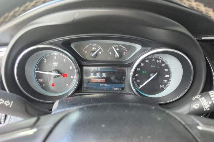 Used Buick Envision 2016 20T Two-Wheel-Drive Elite Model Instrument Cluster