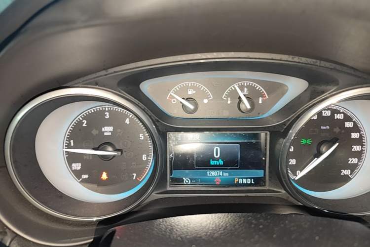 Used Buick Envision 2016 20T Two-Wheel-Drive Elite Model Instrument Cluster