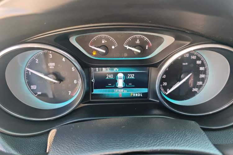 Used Buick Envision 2016 20T Two-Wheel-Drive Elite Model Instrument Cluster