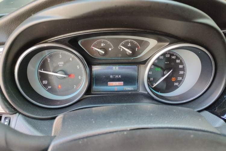 Used Buick Envision 2016 20T Two-Wheel-Drive Elite Model Instrument Cluster