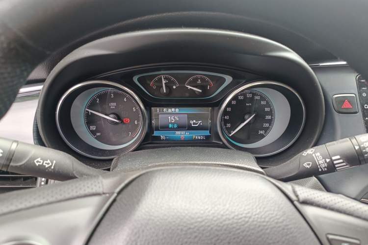 Used Buick Envision 2016 20T Two-Wheel Drive Leading Version Instrument Cluster