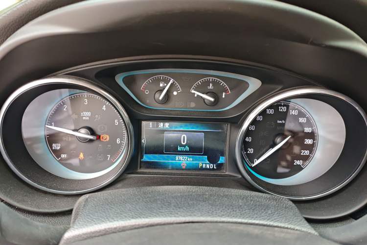 Used Buick Envision 2016 20T Two-Wheel-Drive Elite Model Instrument Cluster