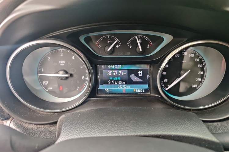 Used Buick Envision 2016 20T Two-Wheel Drive Leading Version Instrument Cluster