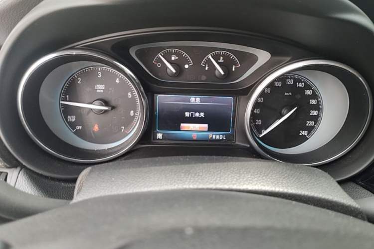 Used Buick Envision 2016 28T Four-Wheel Drive Elite Version Instrument Cluster