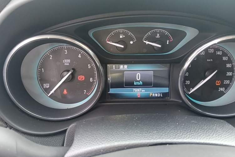 Used Buick Envision 2016 20T Two-Wheel-Drive Elite Model Instrument Cluster