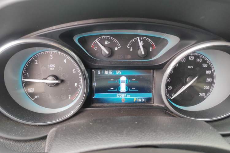 Used Buick Envision 2016 20T Two-Wheel-Drive Elite Model Instrument Cluster