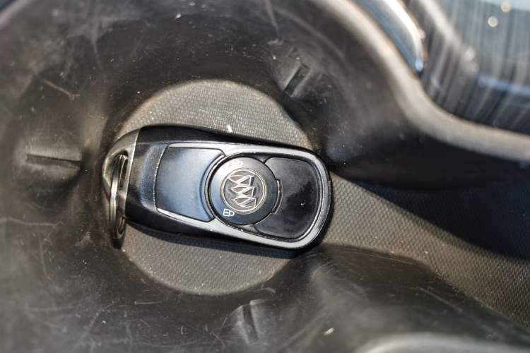 Used Buick Envision 2016 20T Two-Wheel Drive Leading Version Interior 1