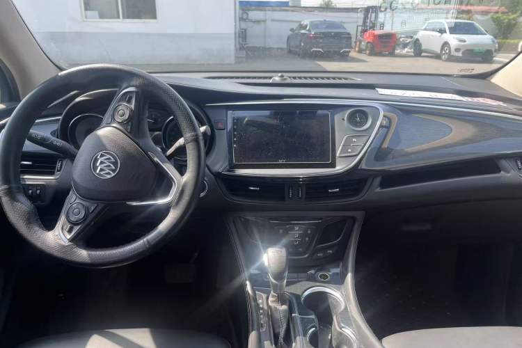 Used Buick Envision 2016 20T Two-Wheel Drive Leading Version Interior 1