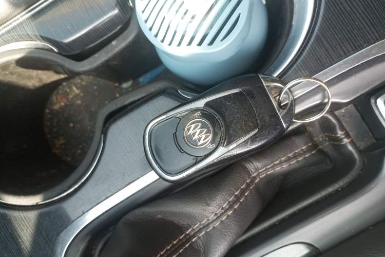 Used Buick Envision 2016 20T Two-Wheel Drive Leading Version Interior 1