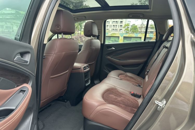 Used Buick Envision 2016 20T Two-Wheel-Drive Elite Model Interior 4