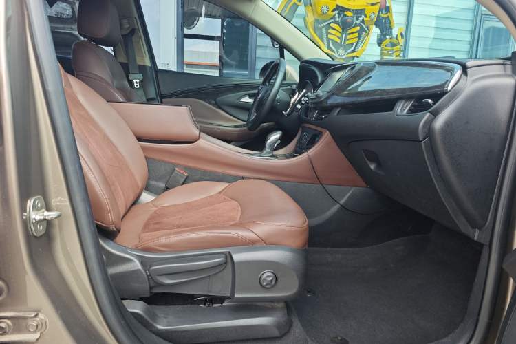 Used Buick Envision 2016 20T Two-Wheel-Drive Elite Model Interior 7