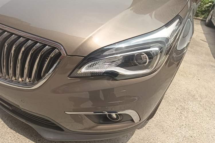 Used Buick Envision 2016 28T Four-Wheel Drive Luxury Model Left Front Headlight
