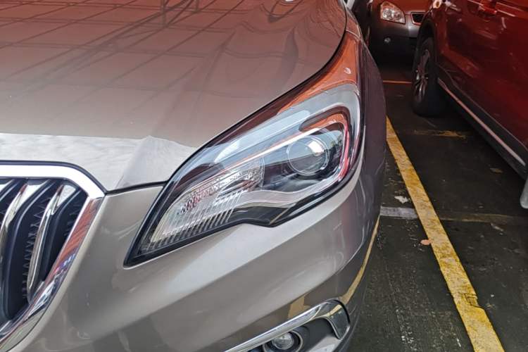 Used Buick Envision 2016 20T Two-Wheel-Drive Elite Model Left Front Headlight