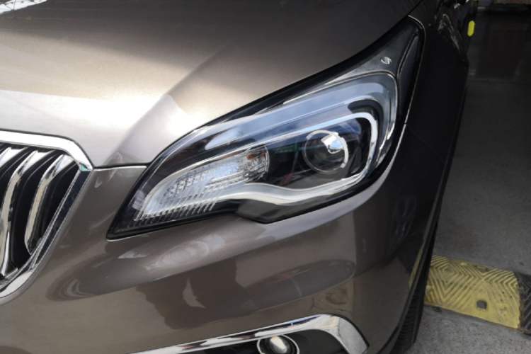 Used Buick Envision 2016 20T Two-Wheel Drive Leading Version Left Front Headlight