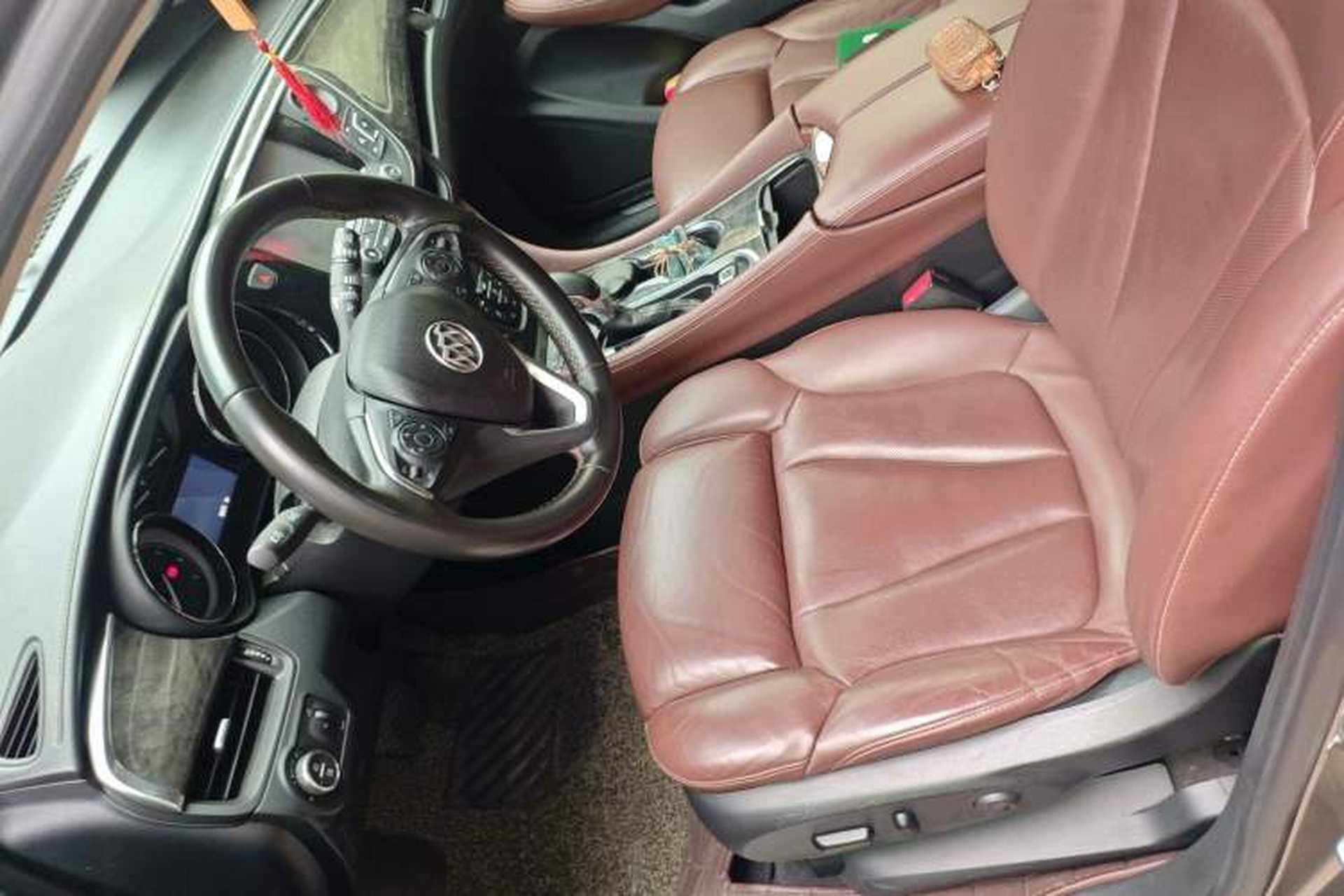 Used Buick Envision 2016 28T Four-Wheel Drive Luxury Model Left Front Seat