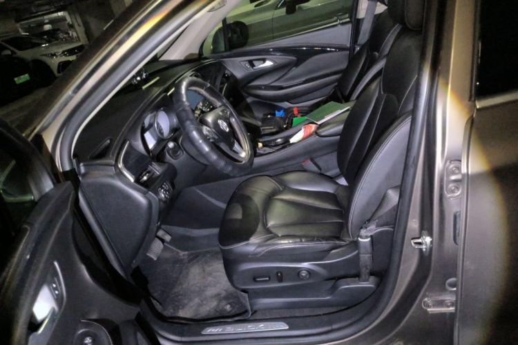 Used Buick Envision 2016 20T Two-Wheel-Drive Elite Model Left Front Seat