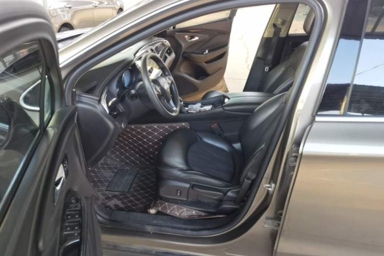 Used Buick Envision 2016 20T Two-Wheel Drive Leading Version Left Front Seat