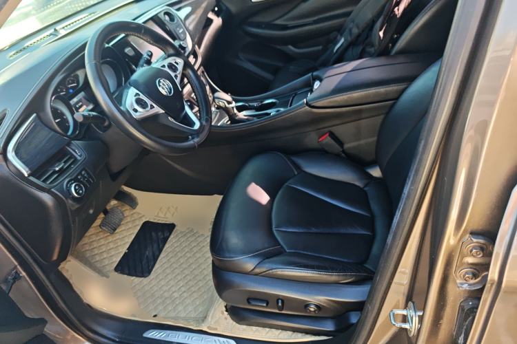 Used Buick Envision 2016 20T Two-Wheel-Drive Elite Model Left Front Seat