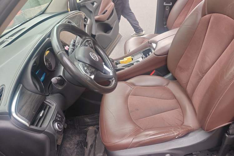Used Buick Envision 2016 20T Two-Wheel-Drive Elite Model Left Front Seat