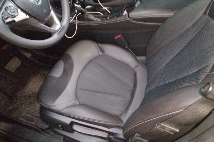 Used Buick Envision 2016 20T Two-Wheel Drive Leading Version Left Front Seat