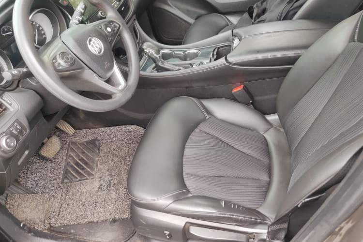 Used Buick Envision 2016 20T Two-Wheel-Drive Elite Model Left Front Seat