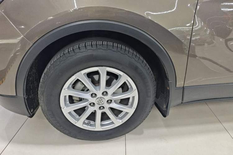 Used Buick Envision 2016 20T Two-Wheel-Drive Elite Model Left Front Wheel Hub