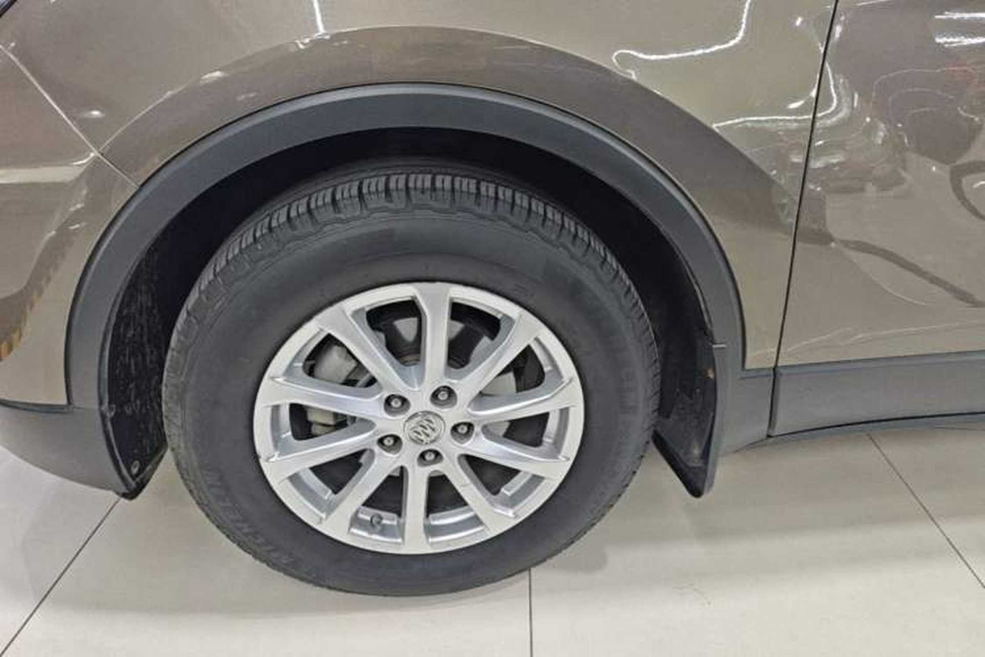 Used Buick Envision 2016 20T Two-Wheel-Drive Elite Model Left Front Wheel Hub