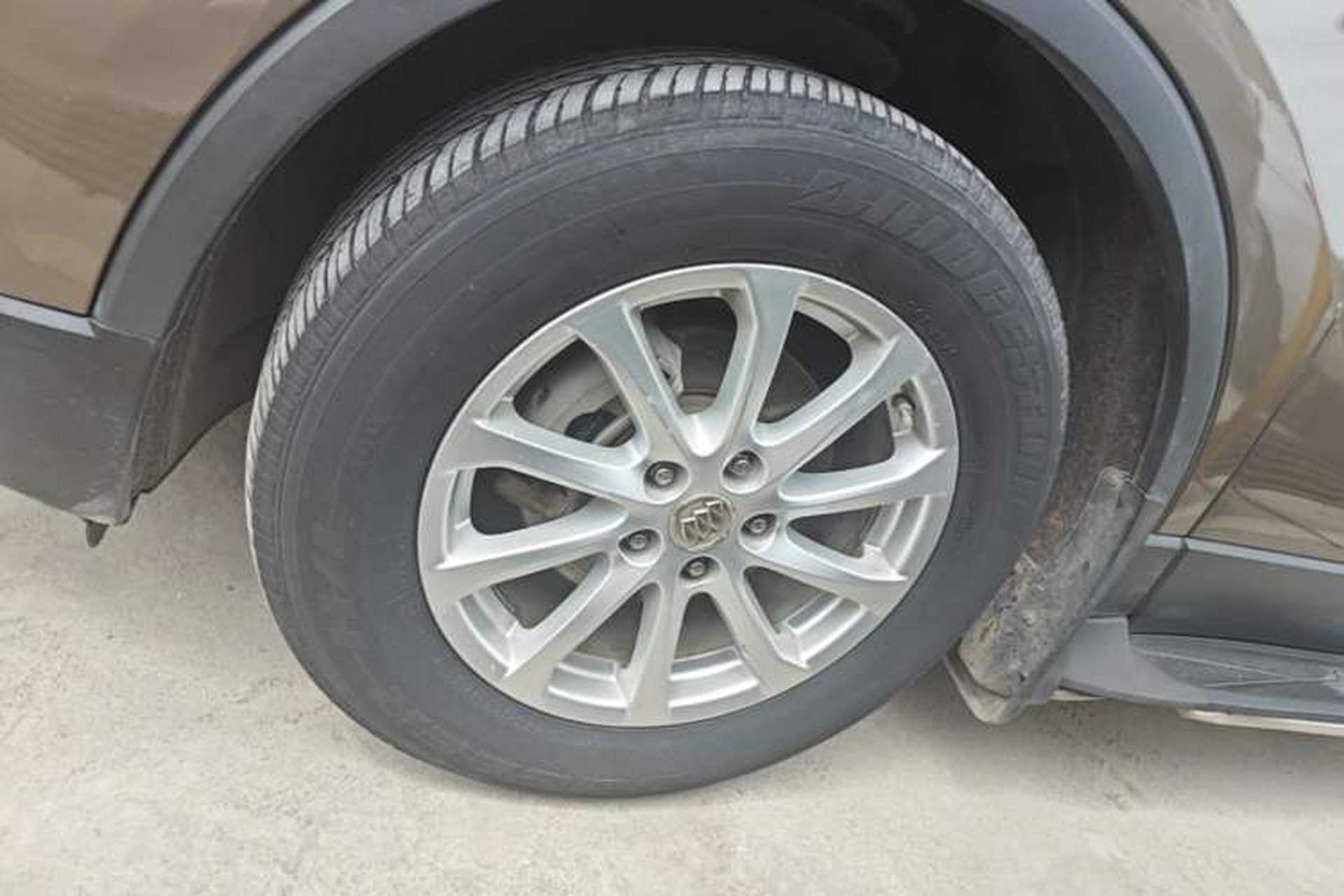 Used Buick Envision 2016 20T Two-Wheel Drive Leading Version Left Front Wheel Hub