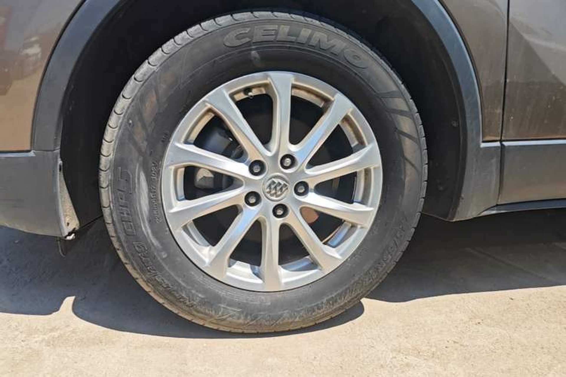 Used Buick Envision 2016 20T Two-Wheel-Drive Elite Model Left Front Wheel Hub
