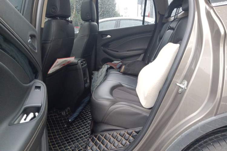 Used Buick Envision 2016 20T Two-Wheel Drive Leading Version Left Rear Seat