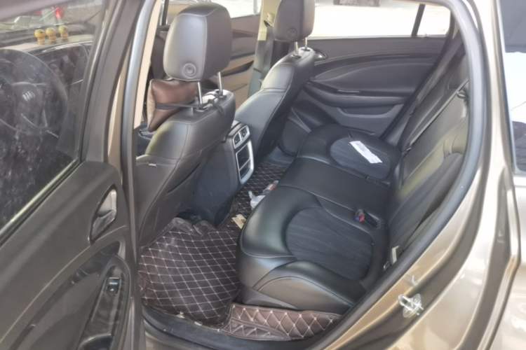 Used Buick Envision 2016 20T Two-Wheel Drive Leading Version Left Rear Seat