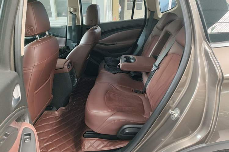 Used Buick Envision 2016 28T Four-Wheel Drive Elite Version Left Rear Seat