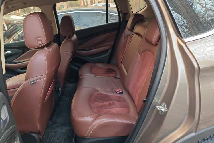 Used Buick Envision 2016 20T Two-Wheel-Drive Elite Model Left Rear Seat