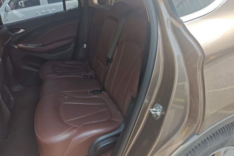 Used Buick Envision 2016 28T Four-Wheel Drive Luxury Model Left Rear Seat
