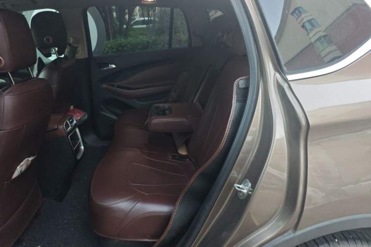 Used Buick Envision 2016 20T Two-Wheel-Drive Elite Model Left Rear Seat