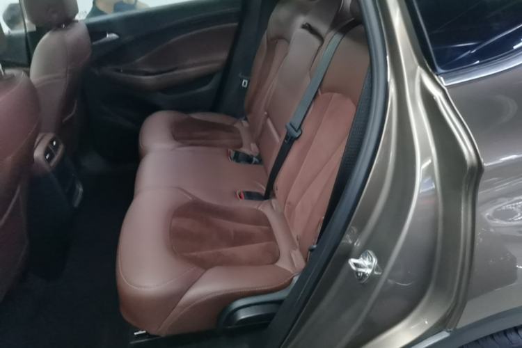Used Buick Envision 2016 28T Four-Wheel Drive Elite Version Left Rear Seat