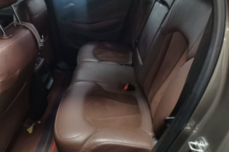 Used Buick Envision 2016 20T Two-Wheel-Drive Elite Model Left Rear Seat