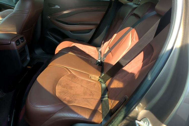 Used Buick Envision 2016 28T Four-Wheel Drive Elite Version Left Rear Seat