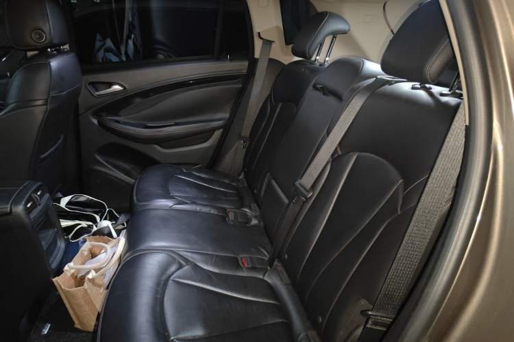 Used Buick Envision 2016 28T Four-Wheel Drive Elite Version Left Rear Seat