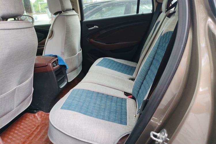 Used Buick Envision 2016 20T Two-Wheel-Drive Elite Model Left Rear Seat